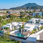 Villa Palm Vista By Villa Plus
